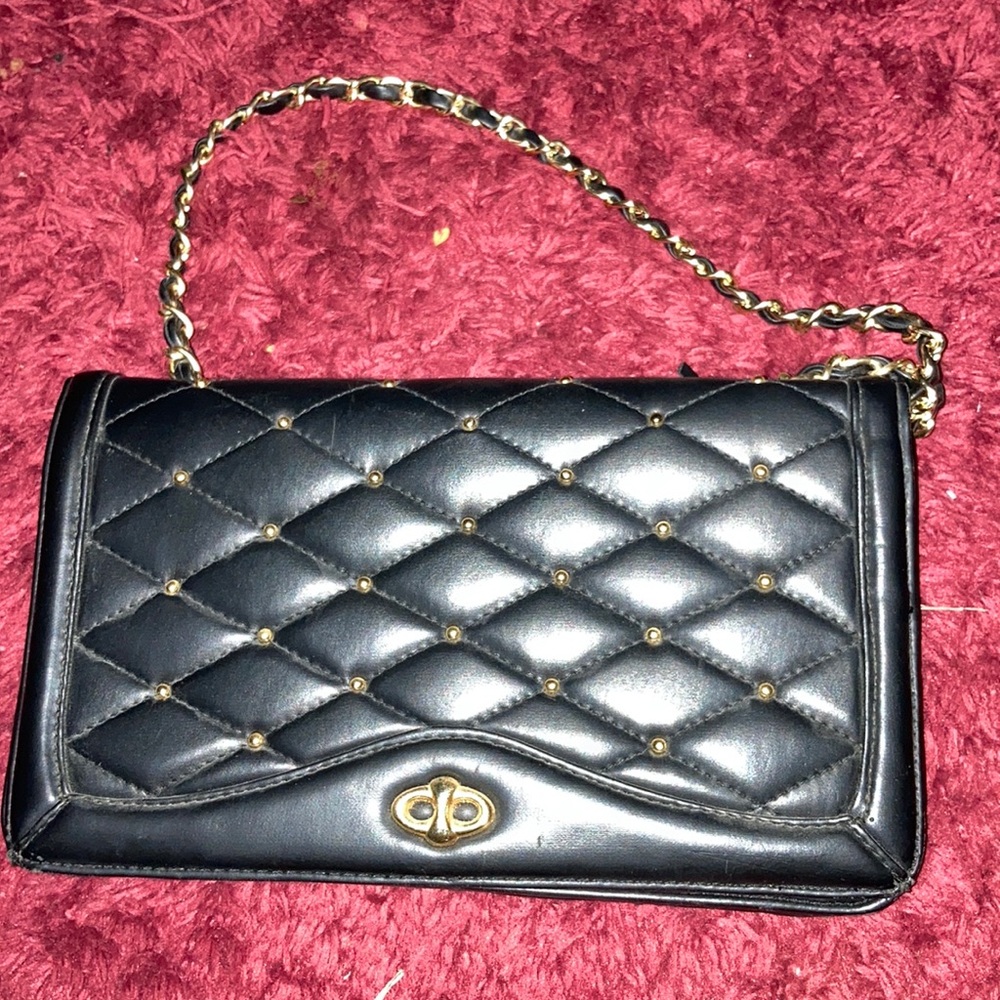 Black shoulder/crossbody bag